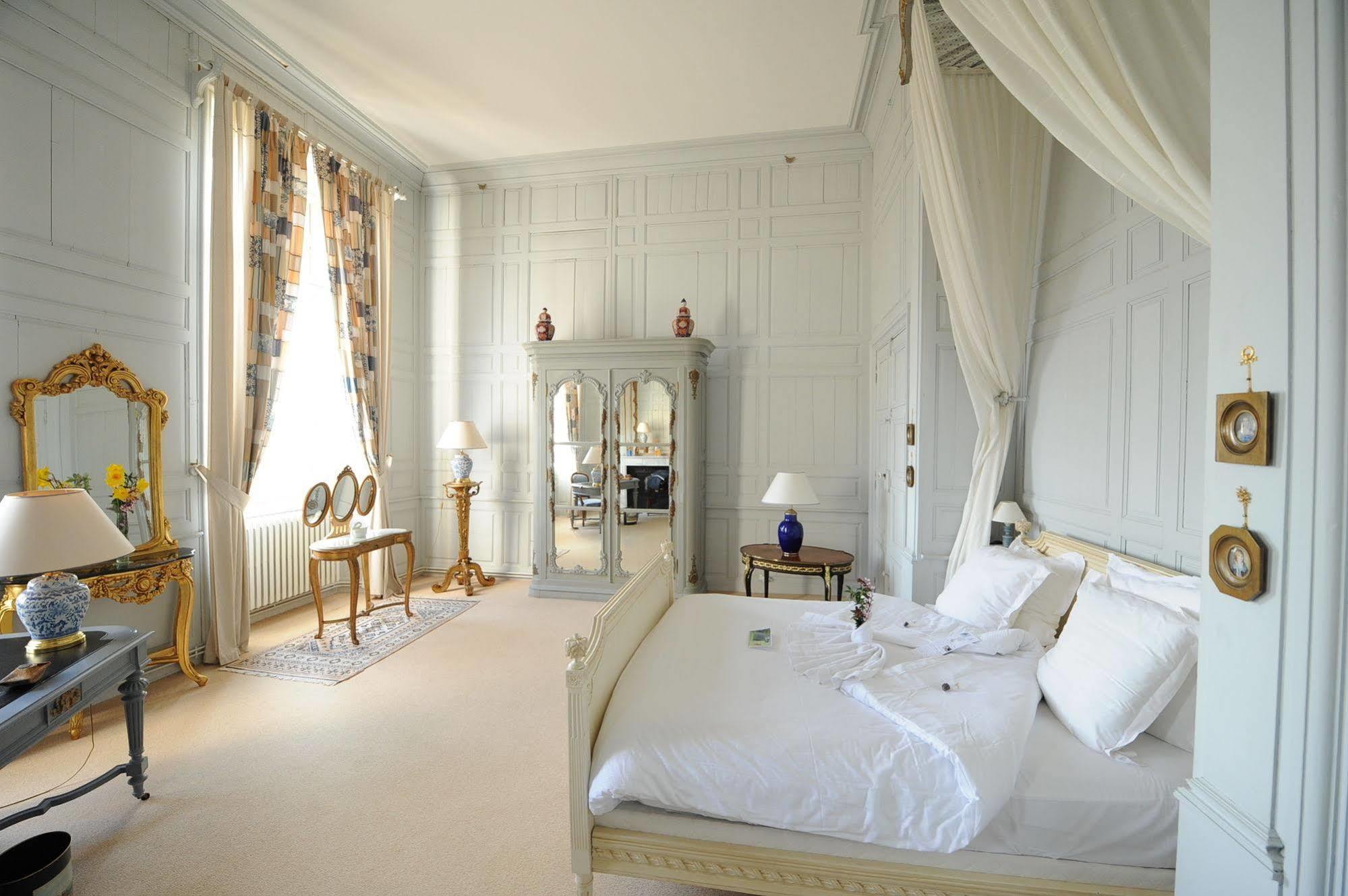 Chateau De Curzay Dış mekan fotoğraf